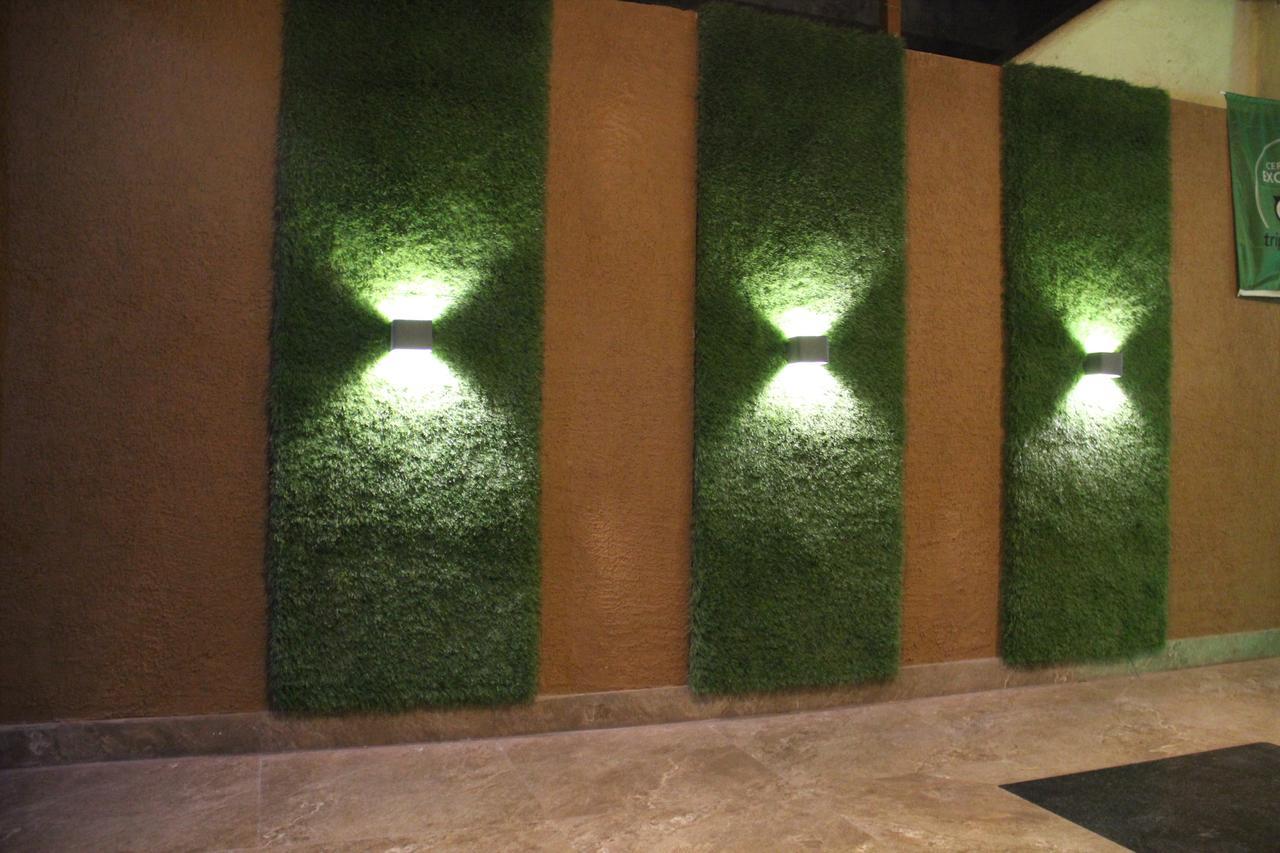 Yuvraj Lodge Osmanabad Exteriör bild